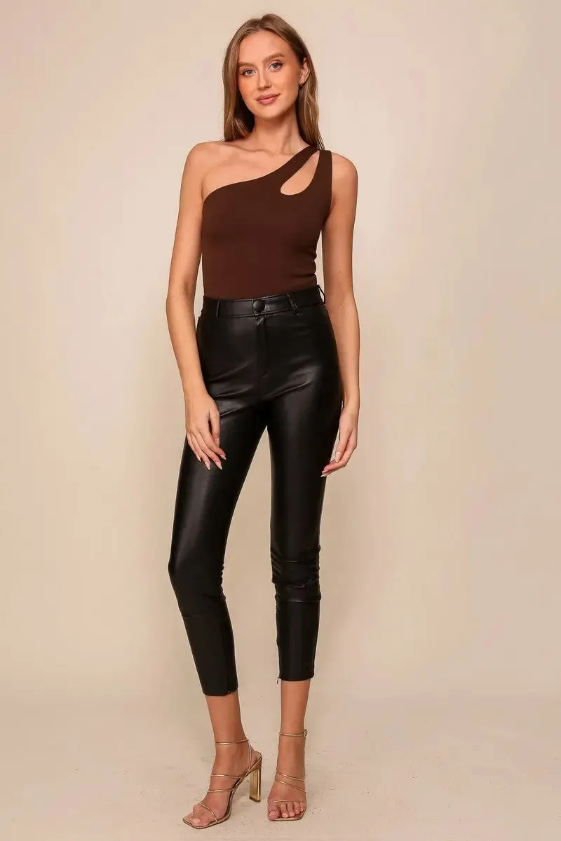 Timing Inc. Carrie One Shoulder Bodysuit  Sleek, Chic & Statement-Making