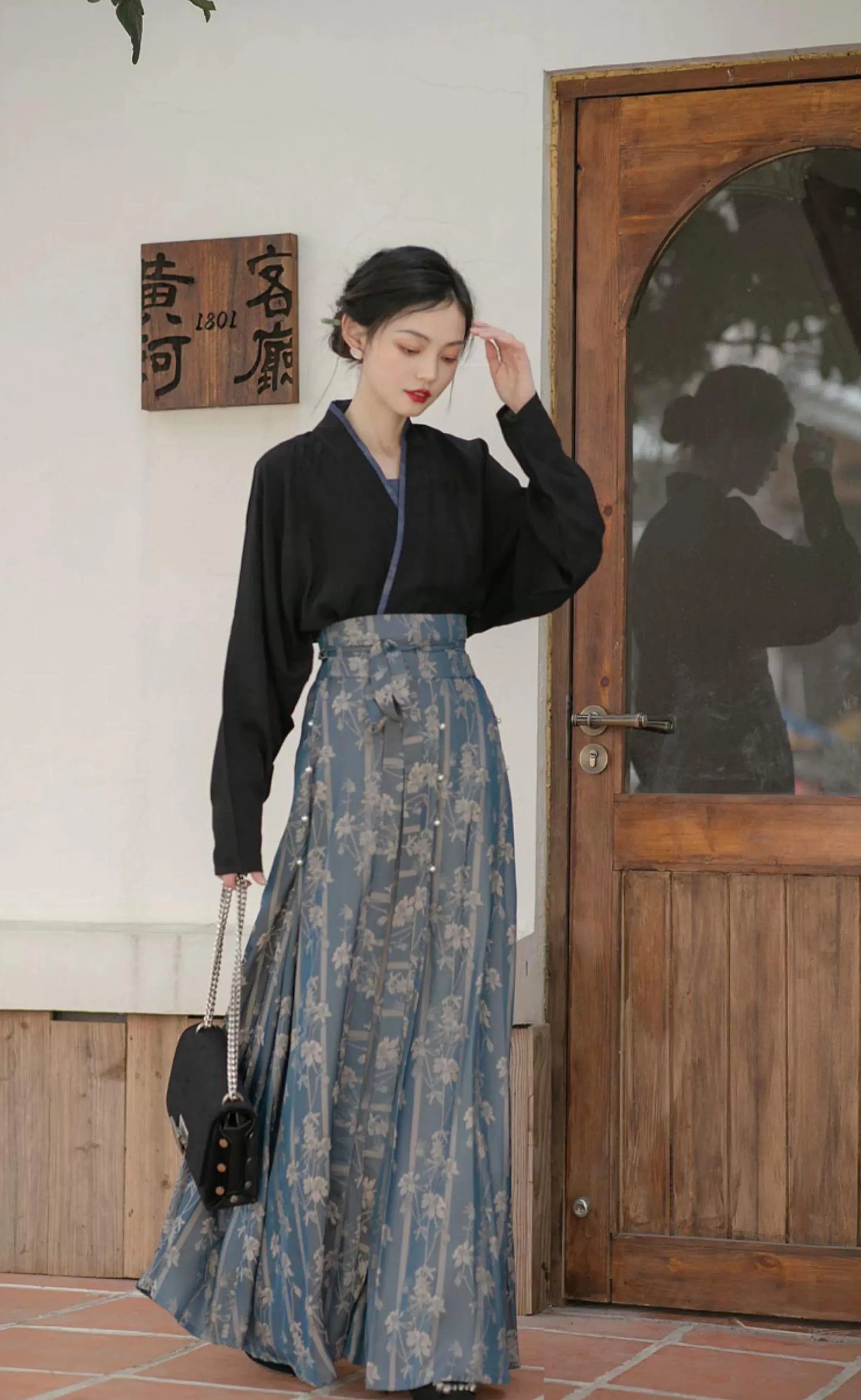 Xuqu 序曲 Modernized Song Dynasty Three Panel Skirt Ruqun Set